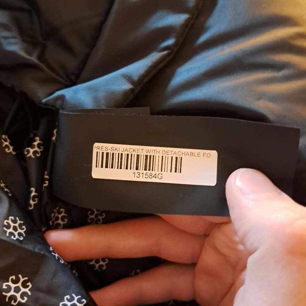 Gorski Coat Women's Medium M Apres Ski Coat Sequins High Low Puffer Winter NEW - Picture 13 of 16